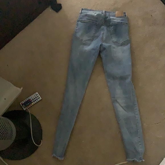 Size 4 jeans - Picture 2 of 2